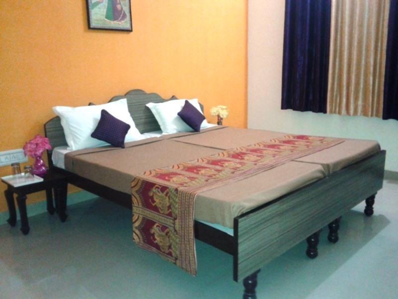 Hotel Tiger Haveli ซาวาย มาโดปูร์ ภายนอก รูปภาพ