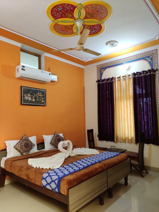 Hotel Tiger Haveli ซาวาย มาโดปูร์ ภายนอก รูปภาพ