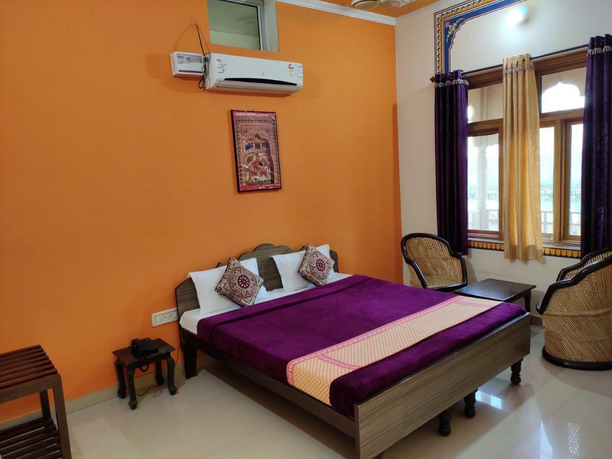 Hotel Tiger Haveli ซาวาย มาโดปูร์ ภายนอก รูปภาพ