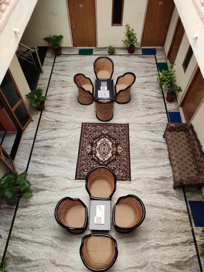Hotel Tiger Haveli ซาวาย มาโดปูร์ ภายนอก รูปภาพ