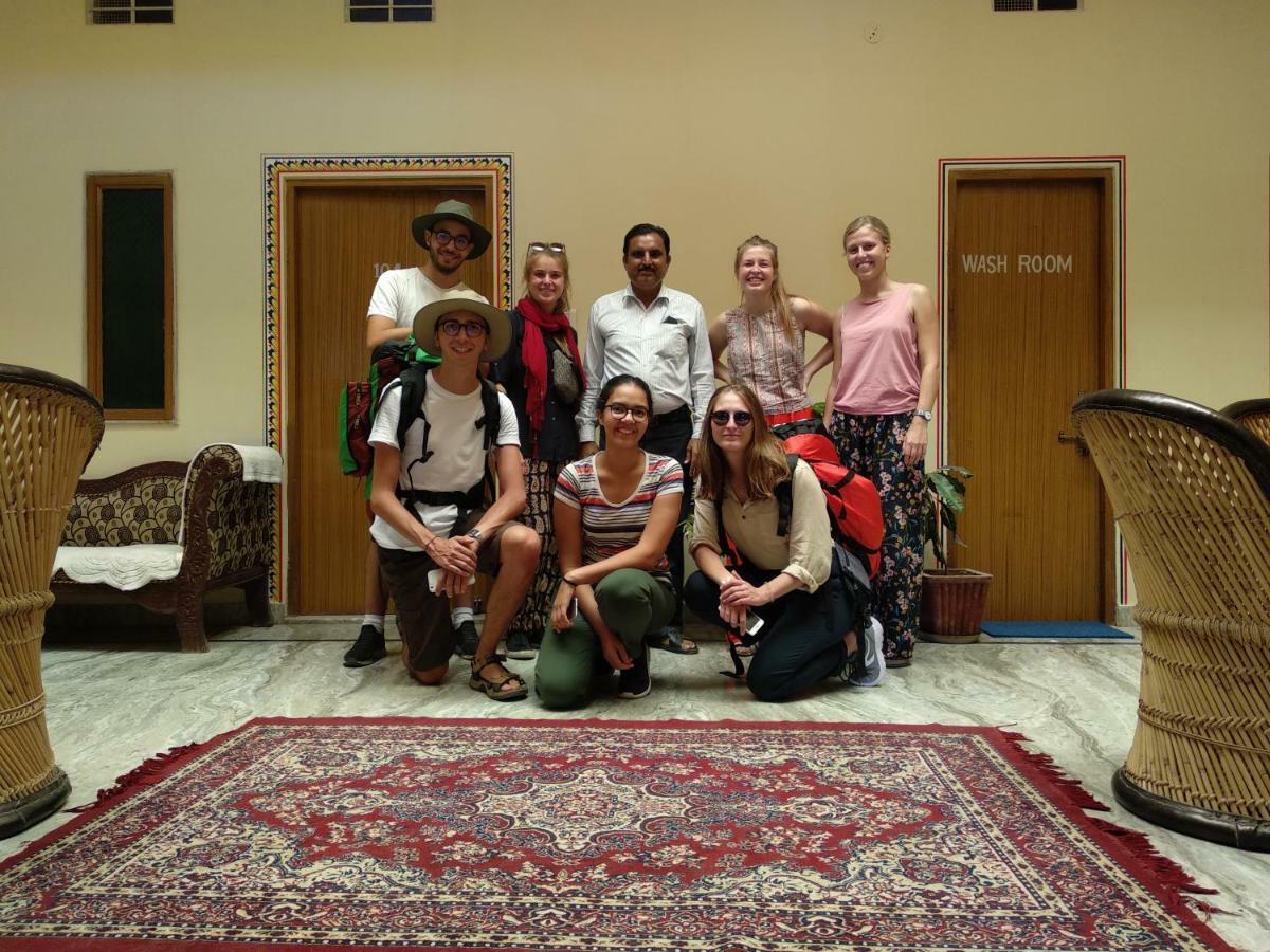 Hotel Tiger Haveli ซาวาย มาโดปูร์ ภายนอก รูปภาพ